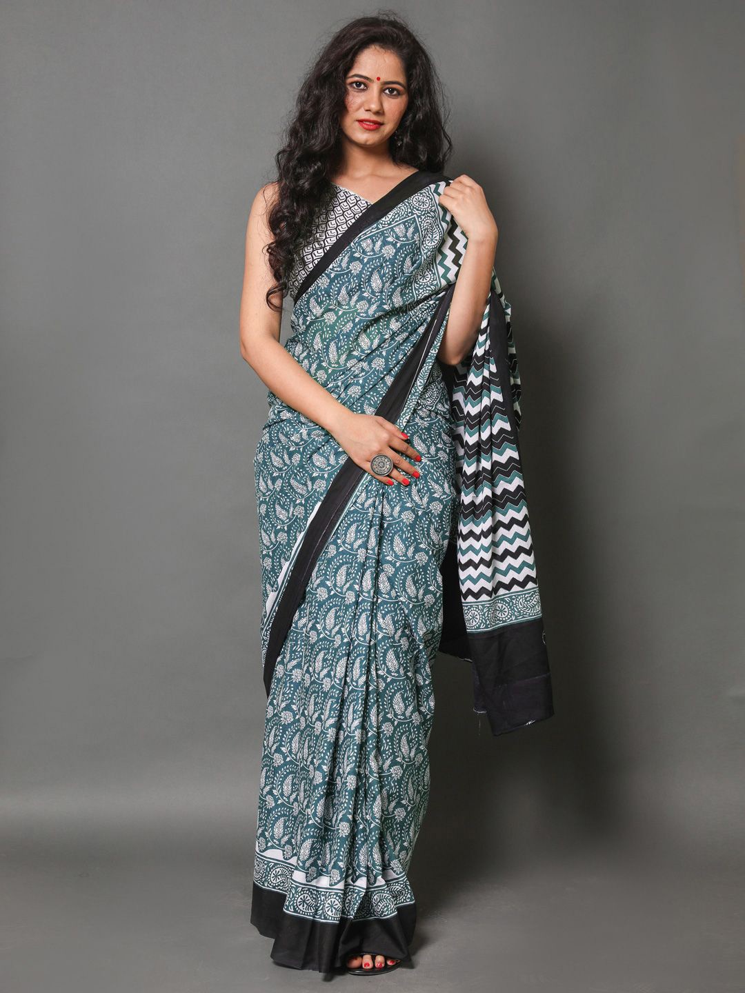 

BUTA BUTI Floral Pure Cotton Saree, Sea green