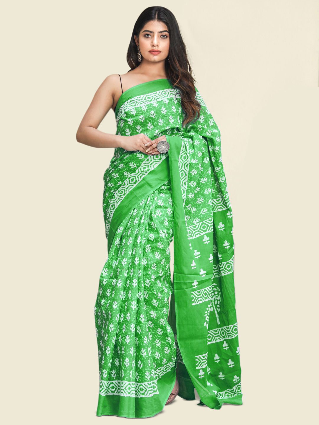 

BUTA BUTI Floral Pure Cotton Saree, Green
