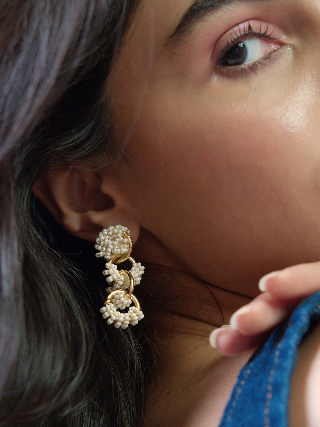 

D'oro Gold-Plated Alloy Contemporary Artificial Beads Drop Earrings, White