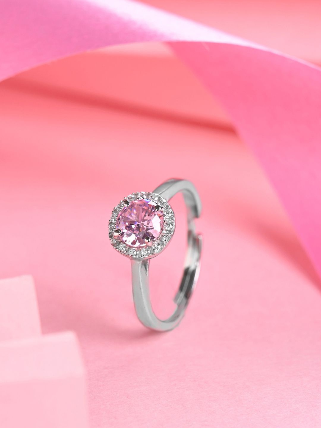 

Clara 925 Silver Platinum-Plated Cubic Zirconia-Studded Vega Adjustable Finger Ring