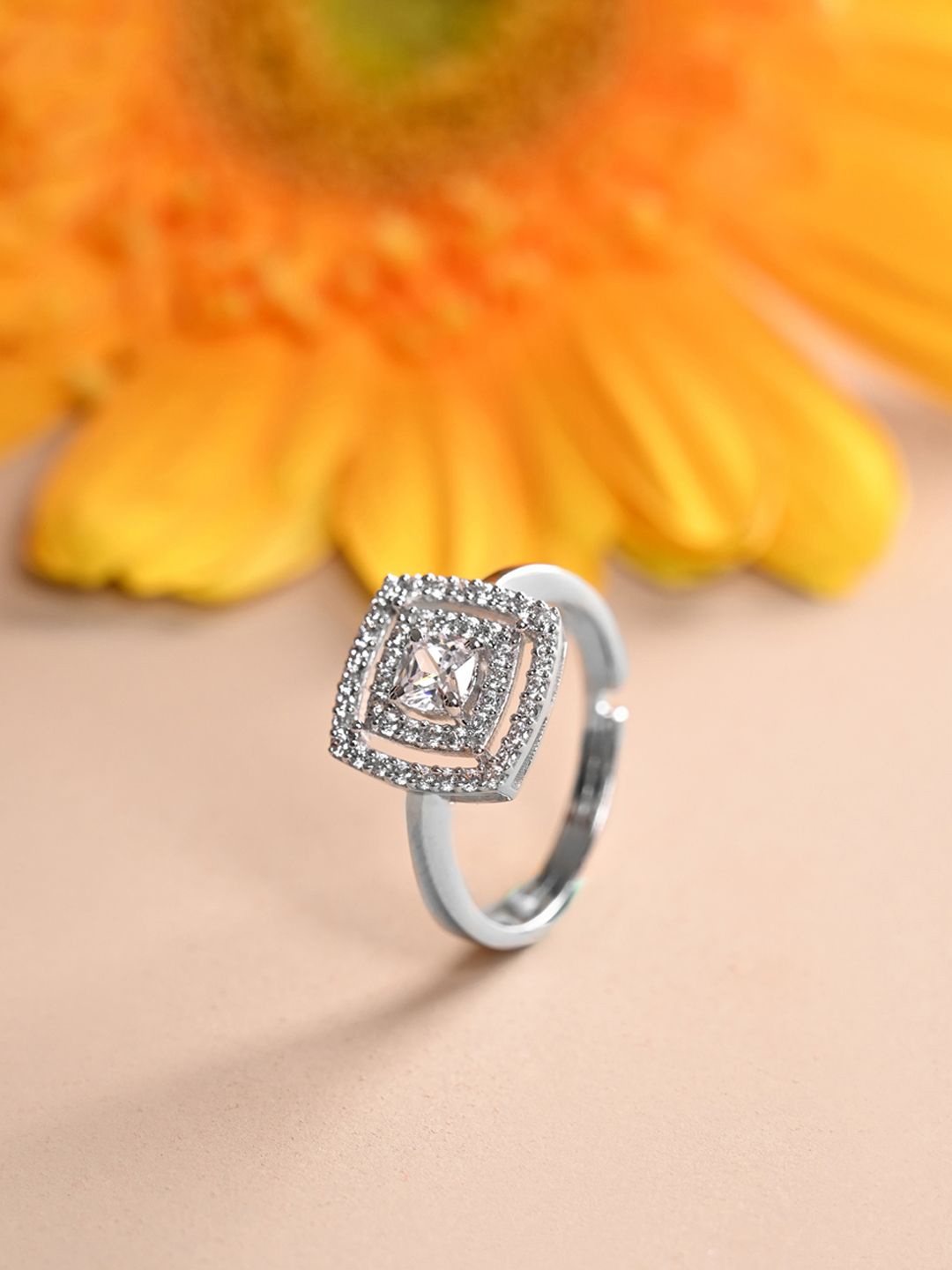 

Clara 925 Platinum-Plated CZ Studded Finger Ring, Silver