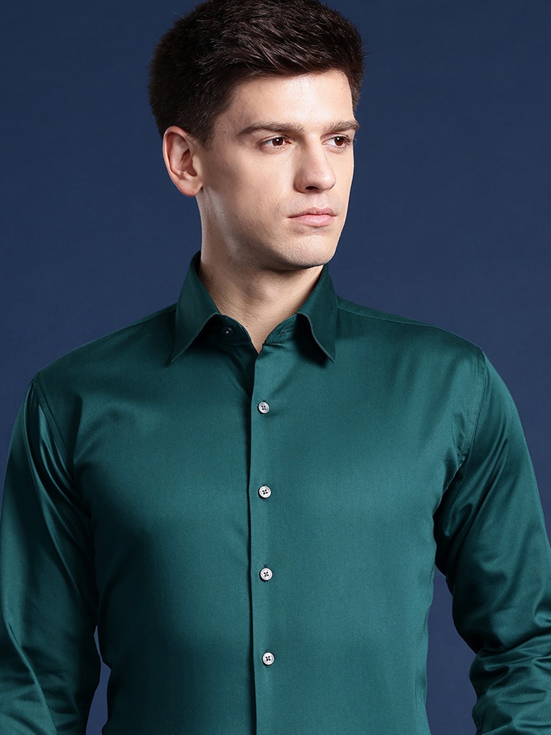 

Hancock Men Solid Wrinkle Resistant Stretchable Slim Fit Formal Shirt, Green