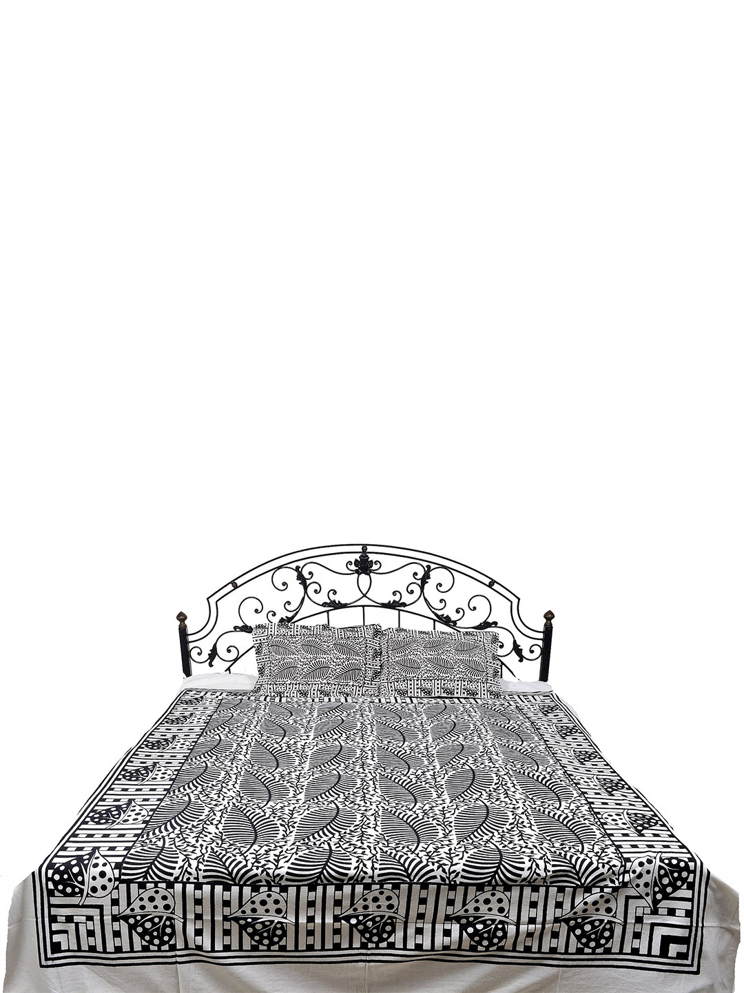 

Exotic India White & Black Floral 300 TC Cotton Queen Bedsheet with 2 Pillow Covers