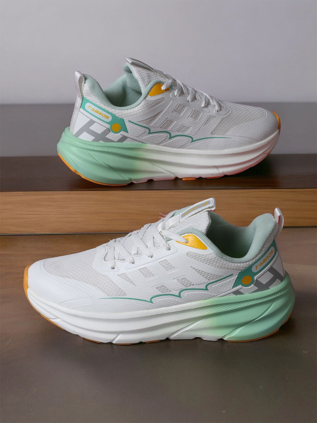 

ABROS Men Mesh Running Shoes, Off white