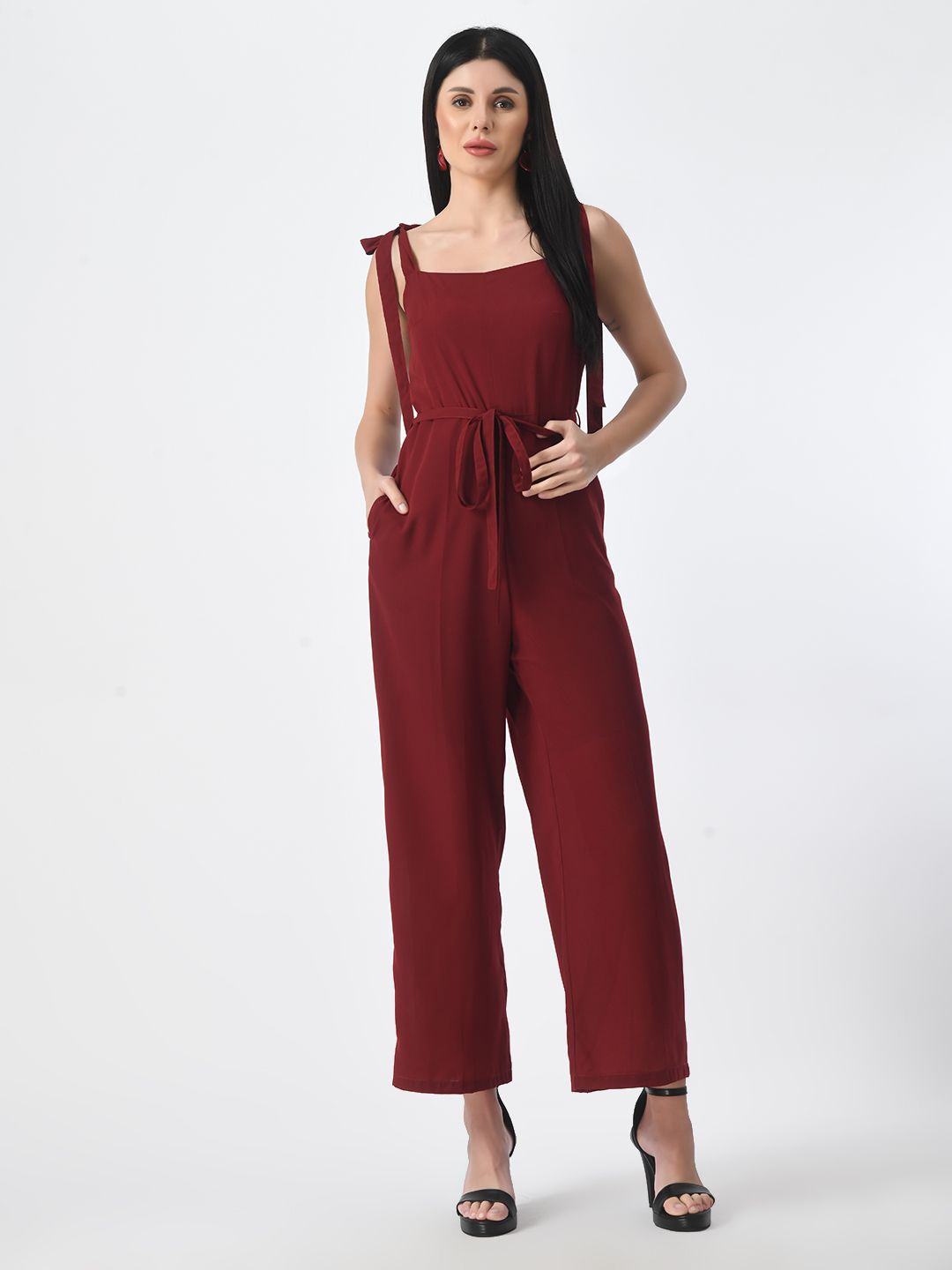 

Tushita Shoulder Straps Sleeveless Jumpsuit, Maroon