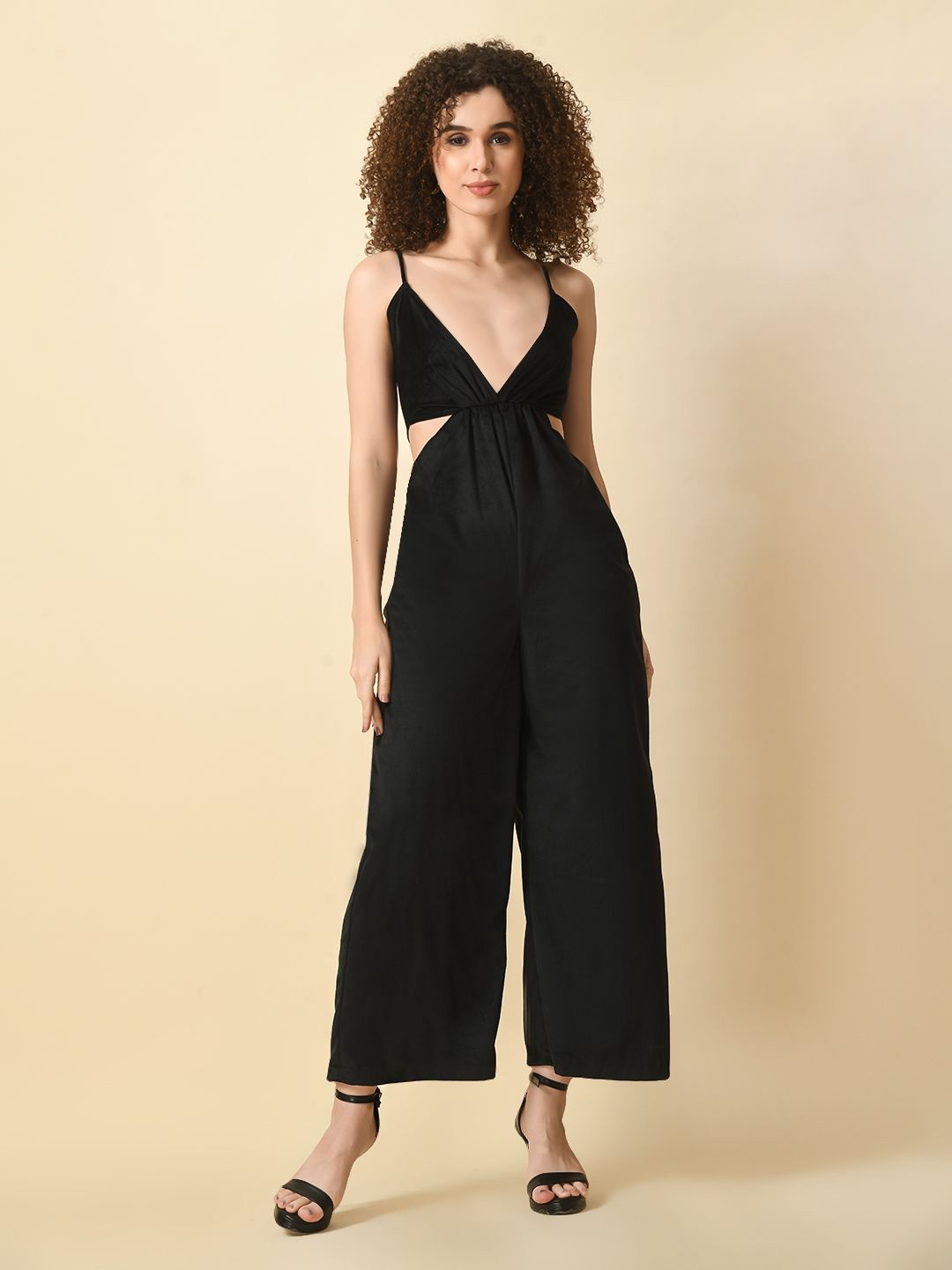 

Tushita Shoulder Straps Cut Out Detail Velvet Jumpsuit, Black