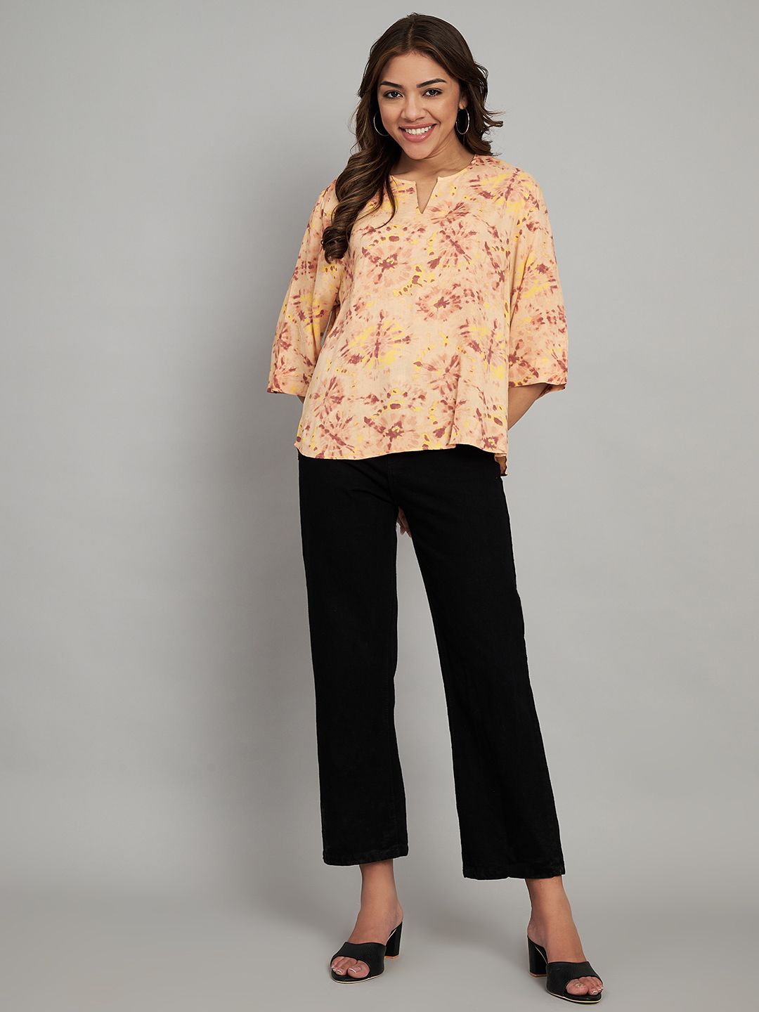 

Amagyaa Floral Print Top, Peach
