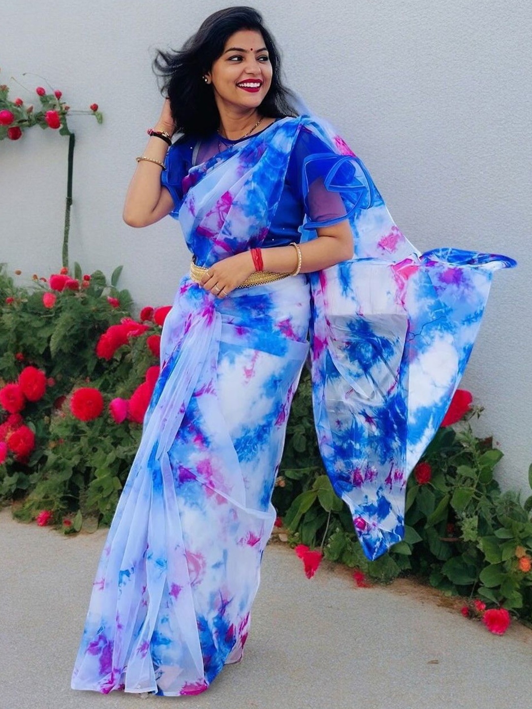 

Vastrasky Global Tie and Dye Organza Saree, Blue