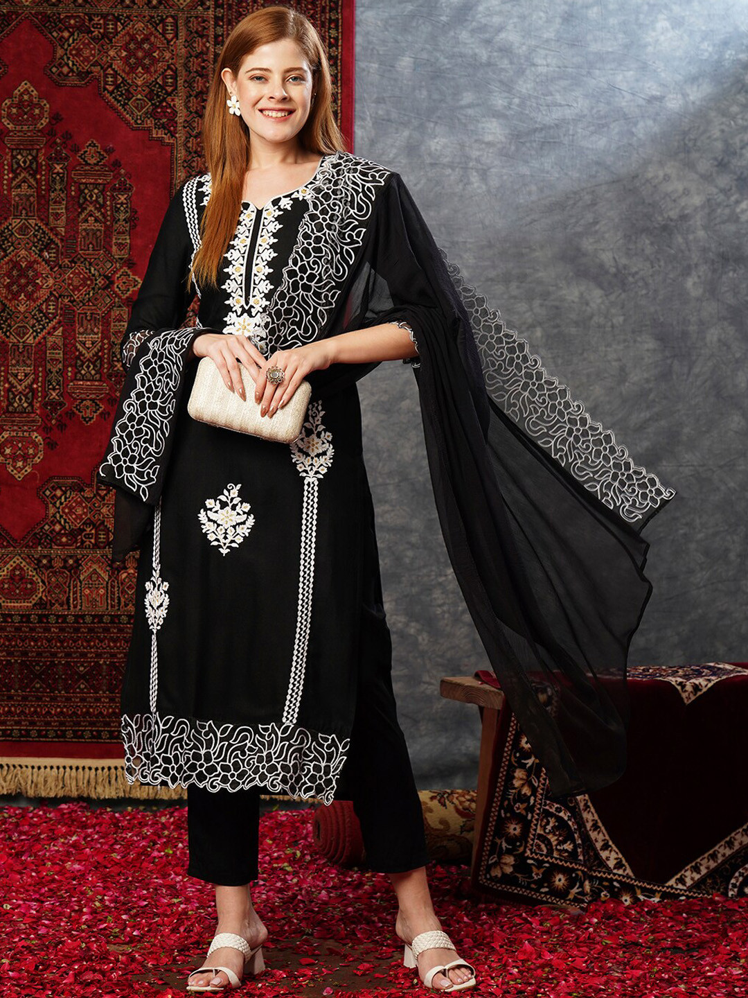 

Anni Designer Floral Embroidered Thread Work Kurta With Trousers & Dupatta, Black