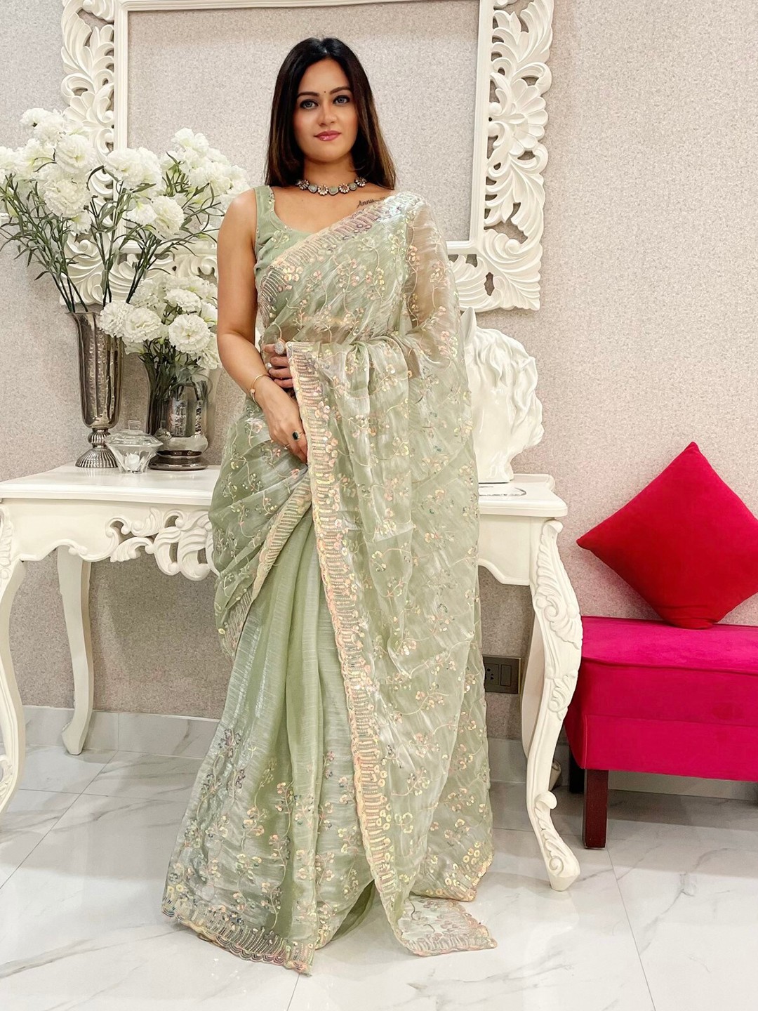

LeeliPeeri Designer Floral Sequinned Saree, Green