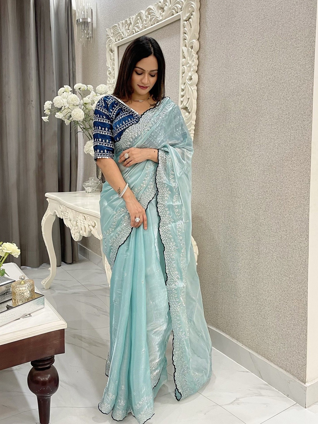 

LeeliPeeri Designer Embroidery Work Saree, Blue