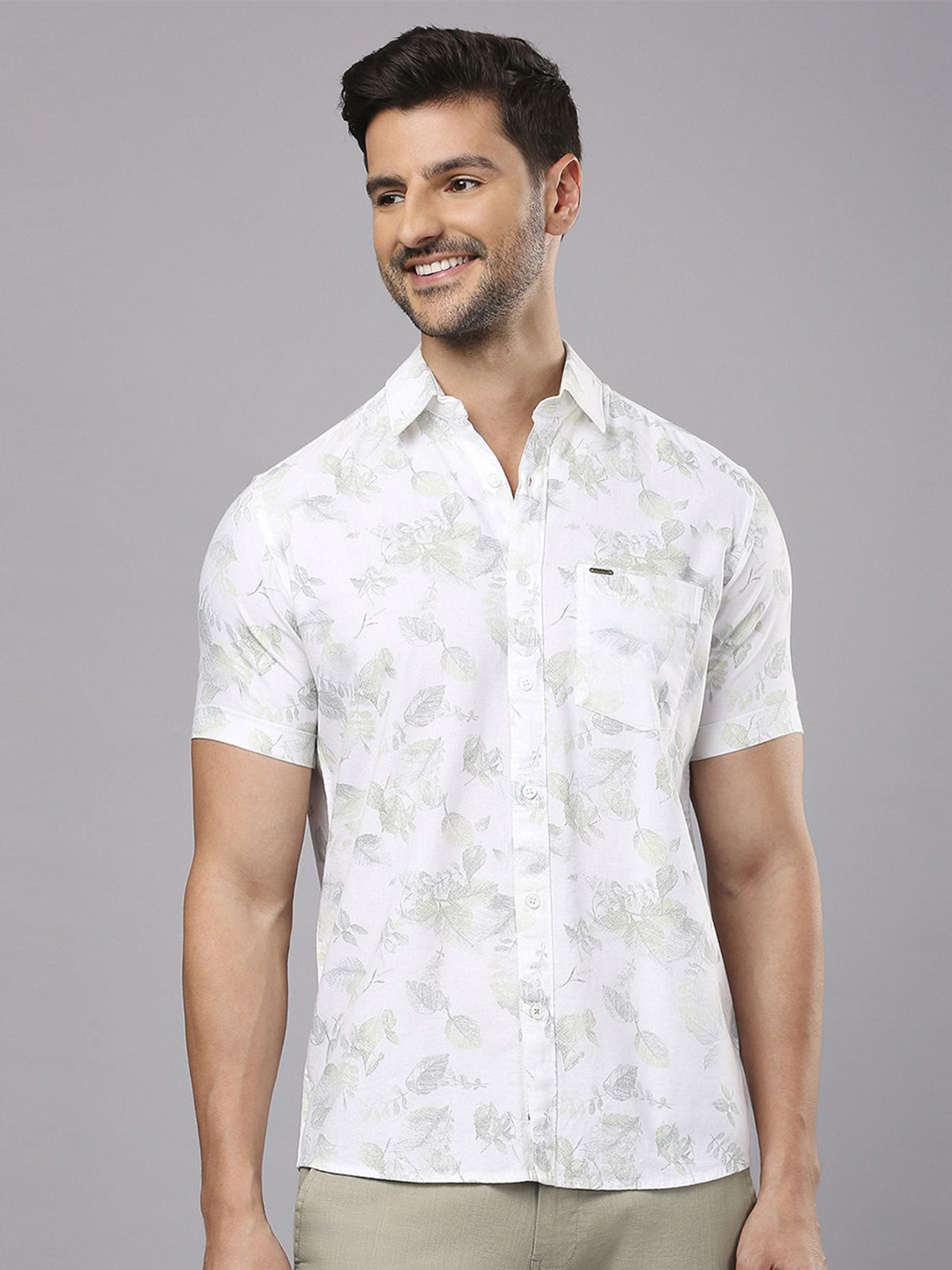 

Klub Fox Men Printed Spread Collar Casual Slim Fit Shirt, White