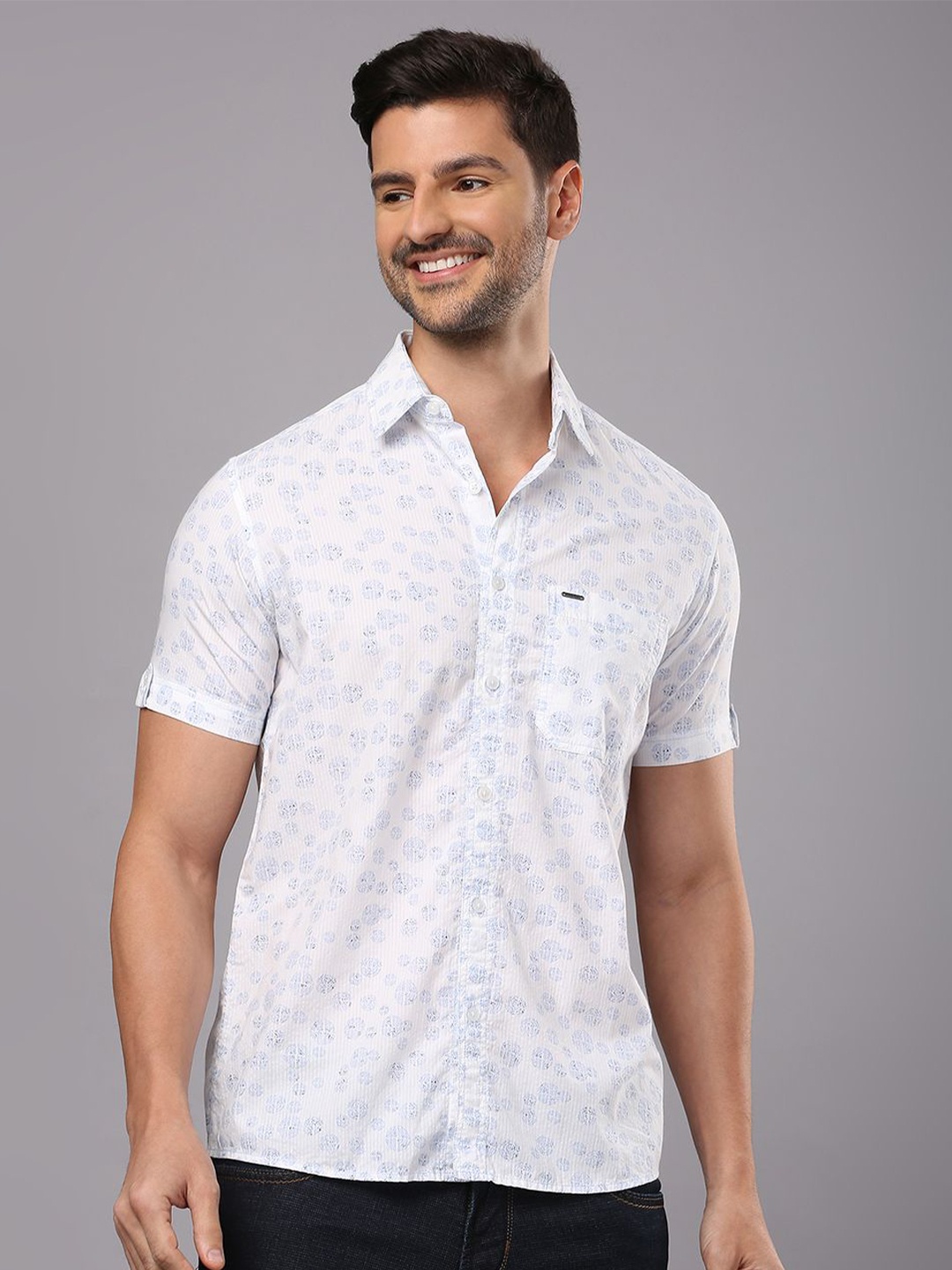 

Klub Fox Men Slim Fit Floral Opaque Printed Casual Shirt, White