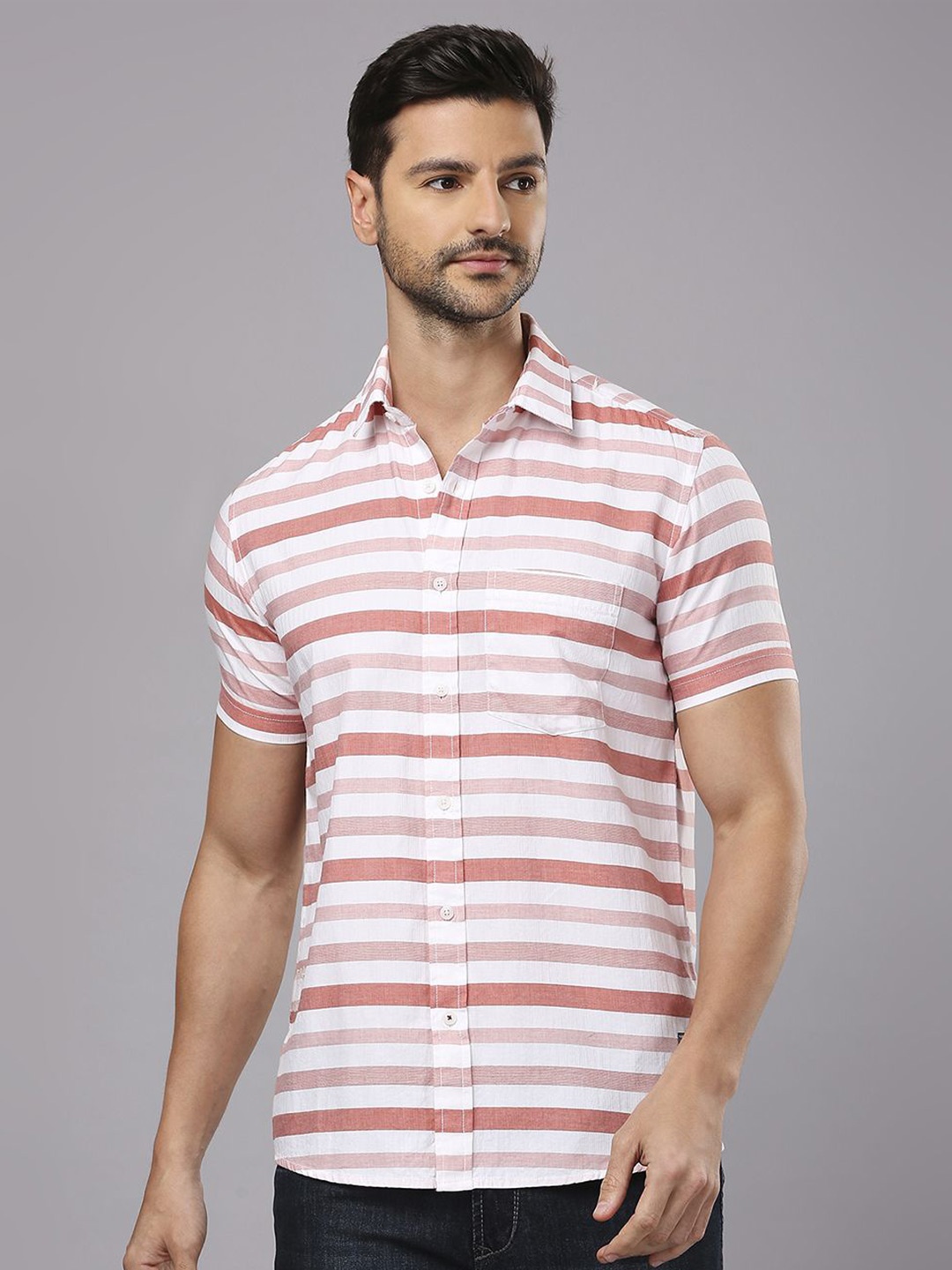

Klub Fox Men Slim Fit Horizontal Stripes Opaque Striped Casual Shirt, Red