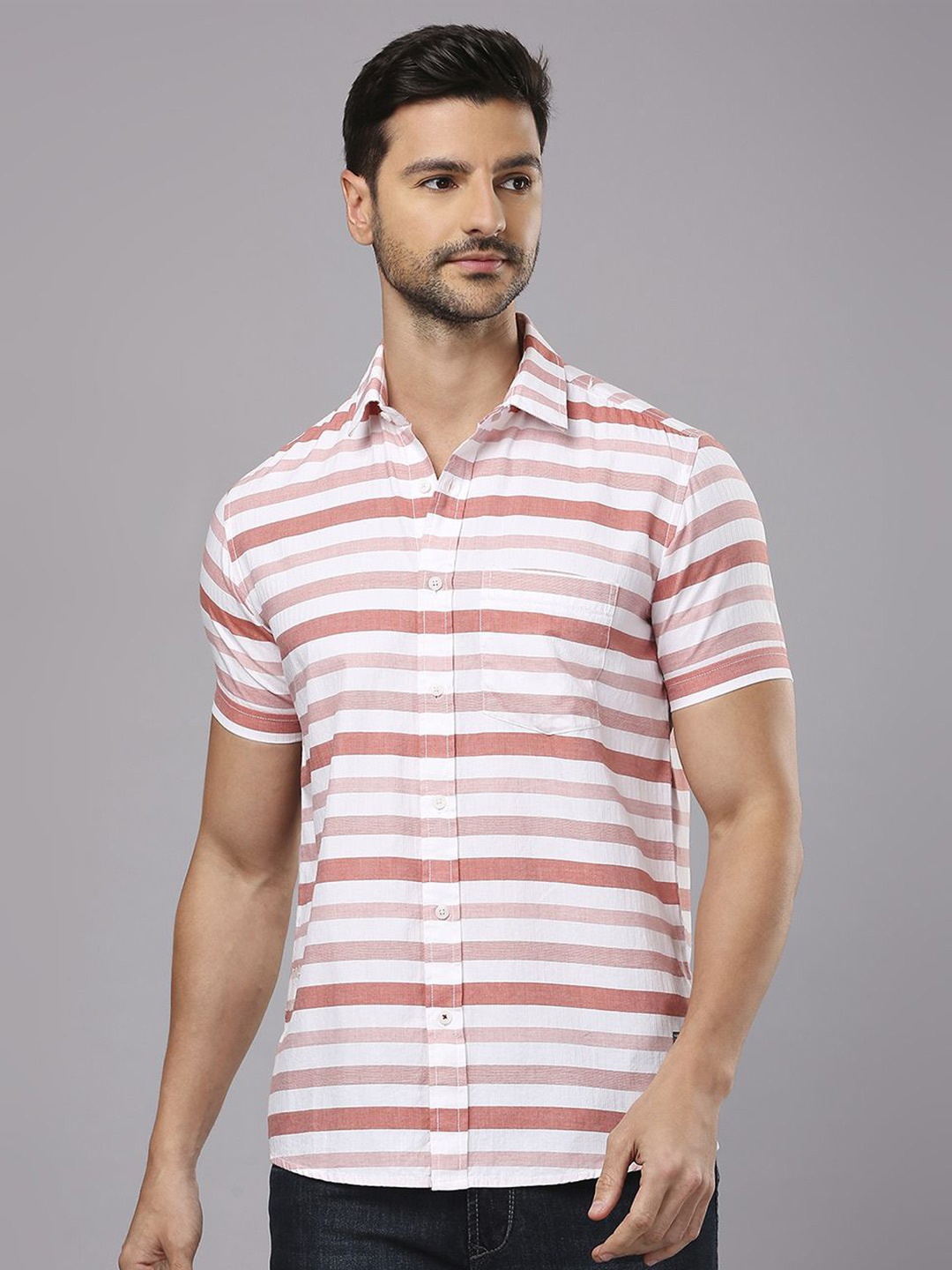 

Klub Fox Men Slim Fit Horizontal Stripes Opaque Striped Casual Shirt, Red