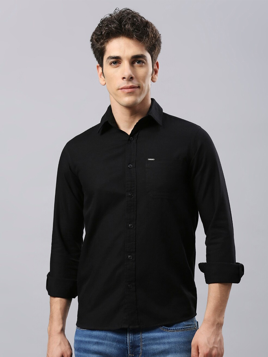 

Klub Fox Men Solid Spread Collar Casual Shirt, Black