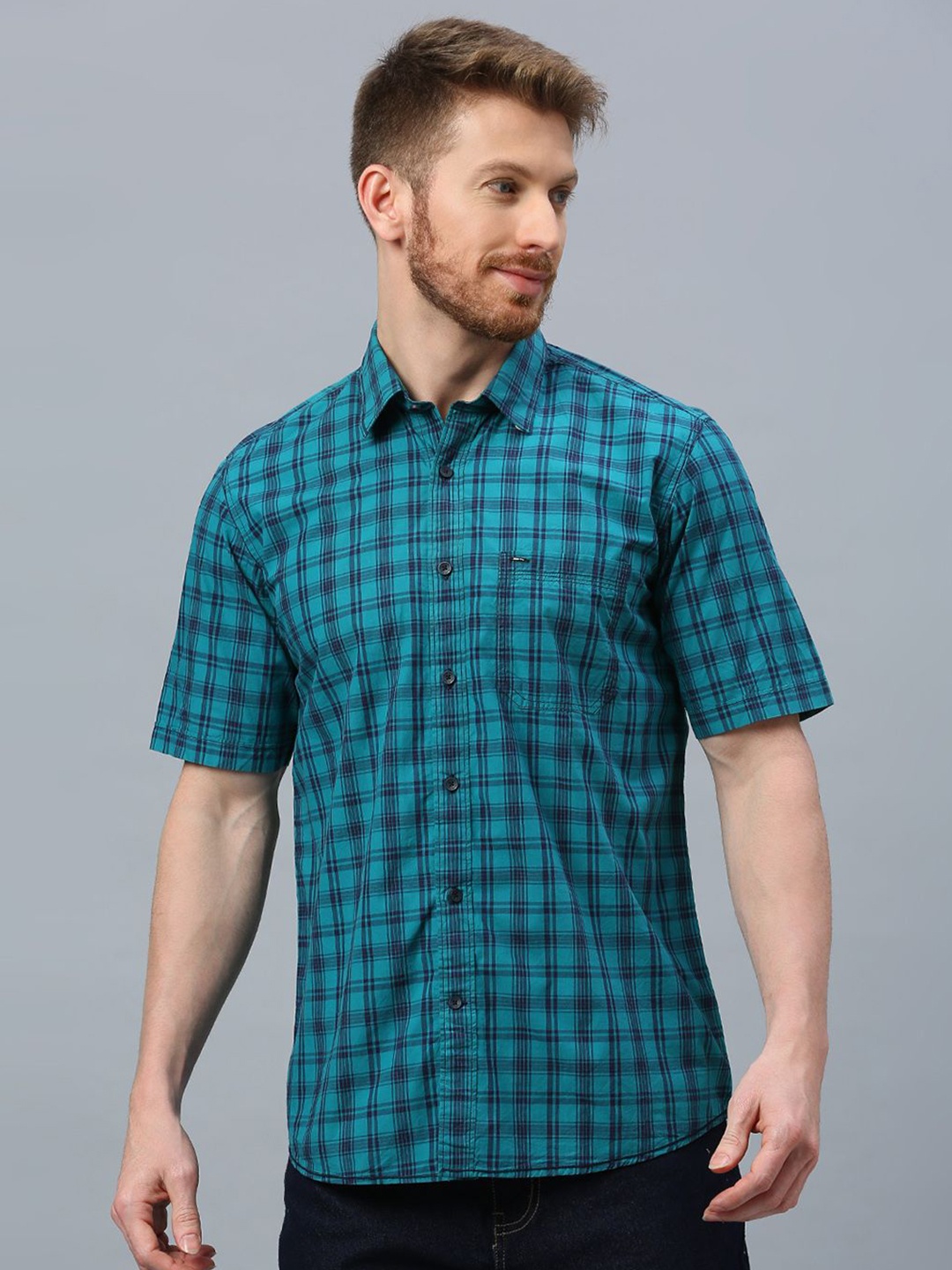 

Klub Fox Men Slim Fit Opaque Checked Casual Shirt, Green