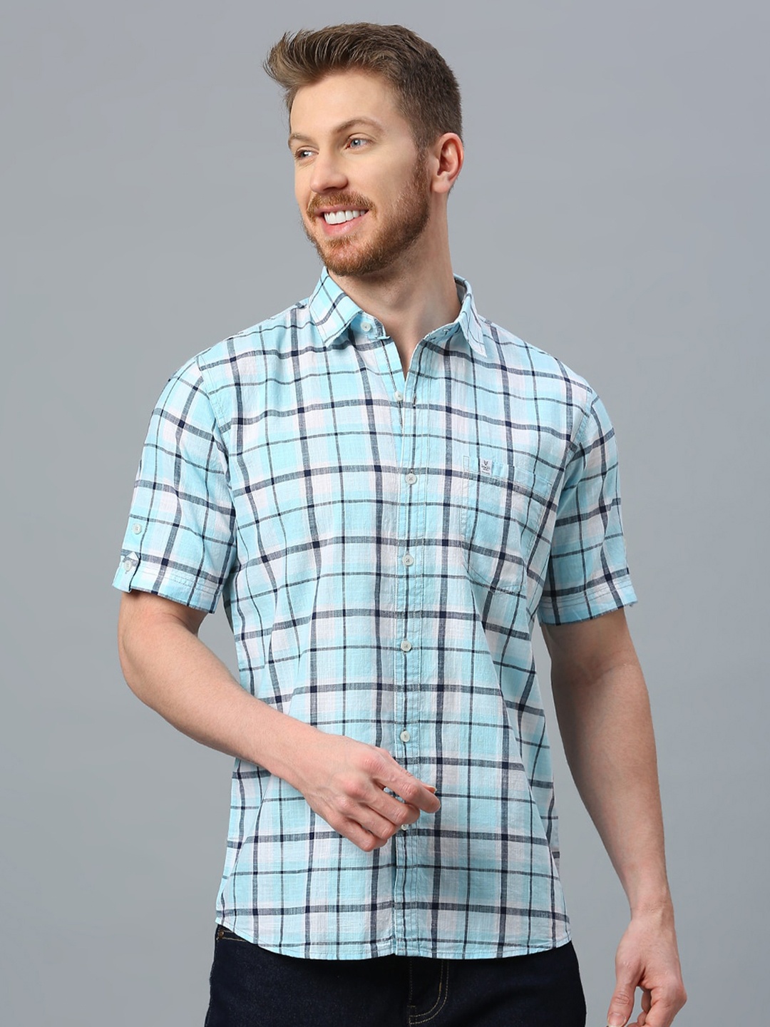 

Klub Fox Men Slim Fit Opaque Checked Casual Shirt, Blue