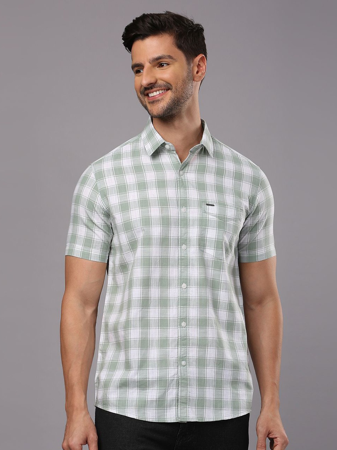 

Klub Fox Men Slim Fit Gingham Checks Casual Shirt, White