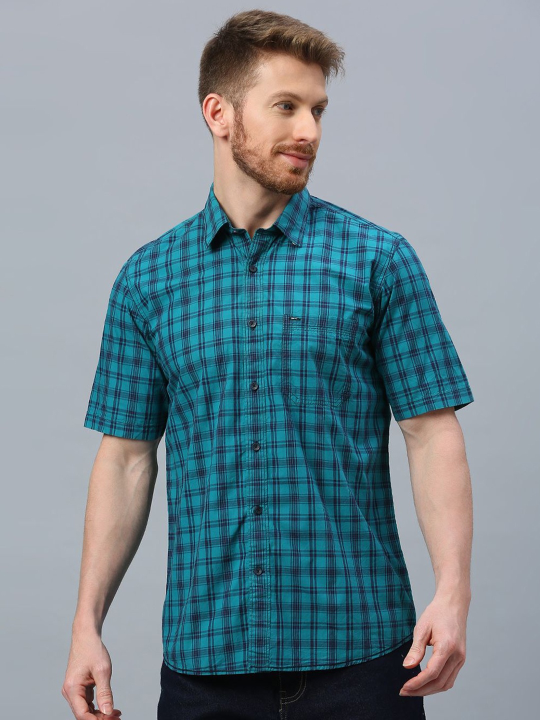 

Klub Fox Men Slim Fit Opaque Checked Casual Shirt, Green