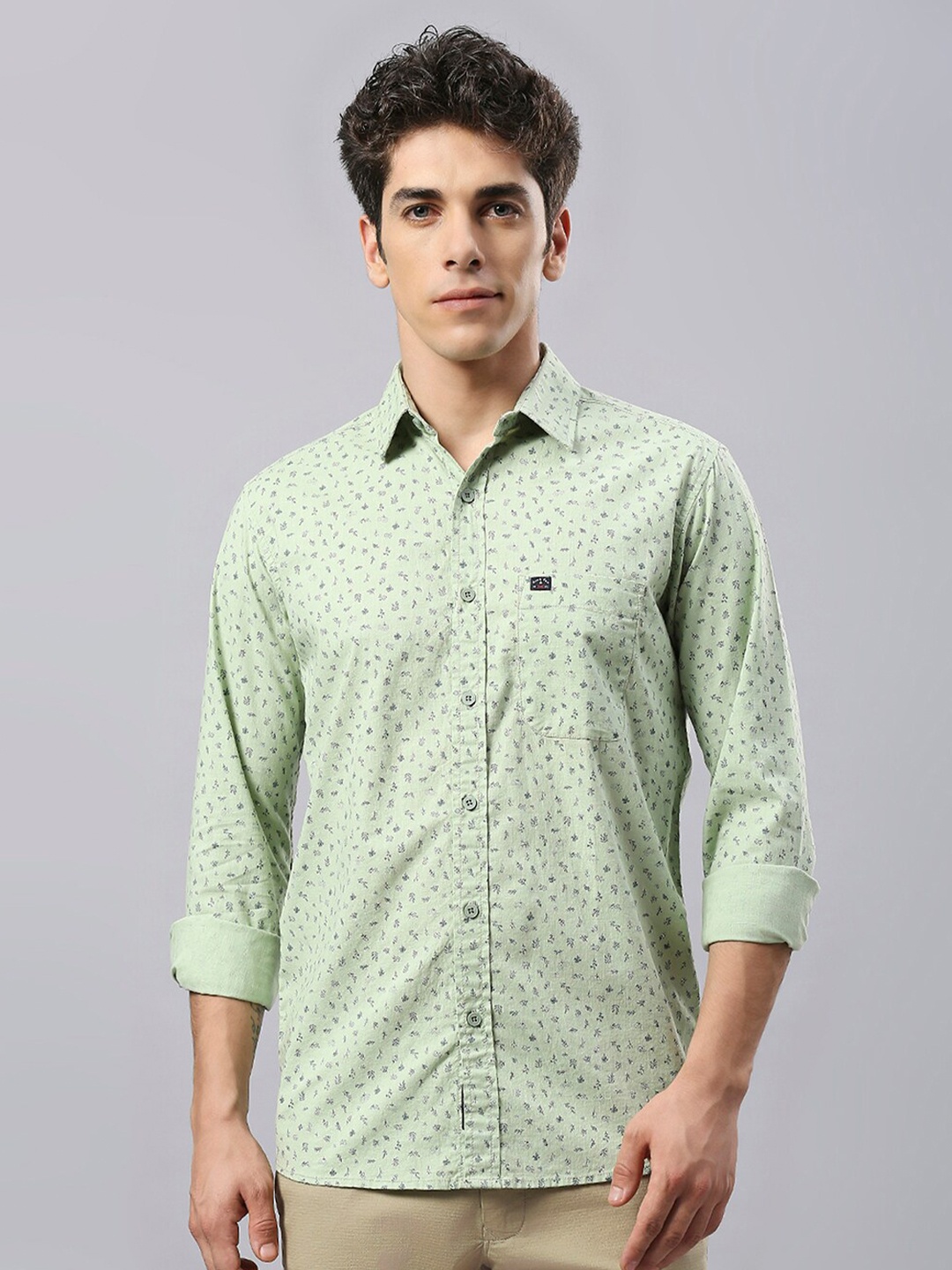 

Klub Fox Men Micro Ditsy Spread Collar Casual Shirt, Green