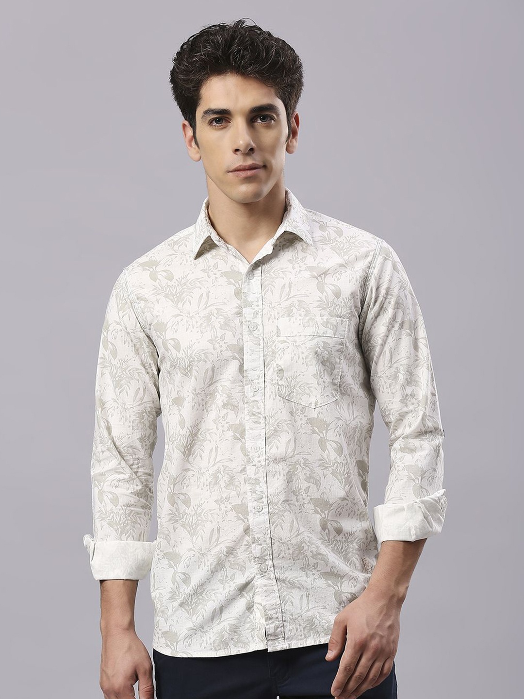 

Klub Fox Men Floral Printed Spread Collar Casual Shirt, Off white