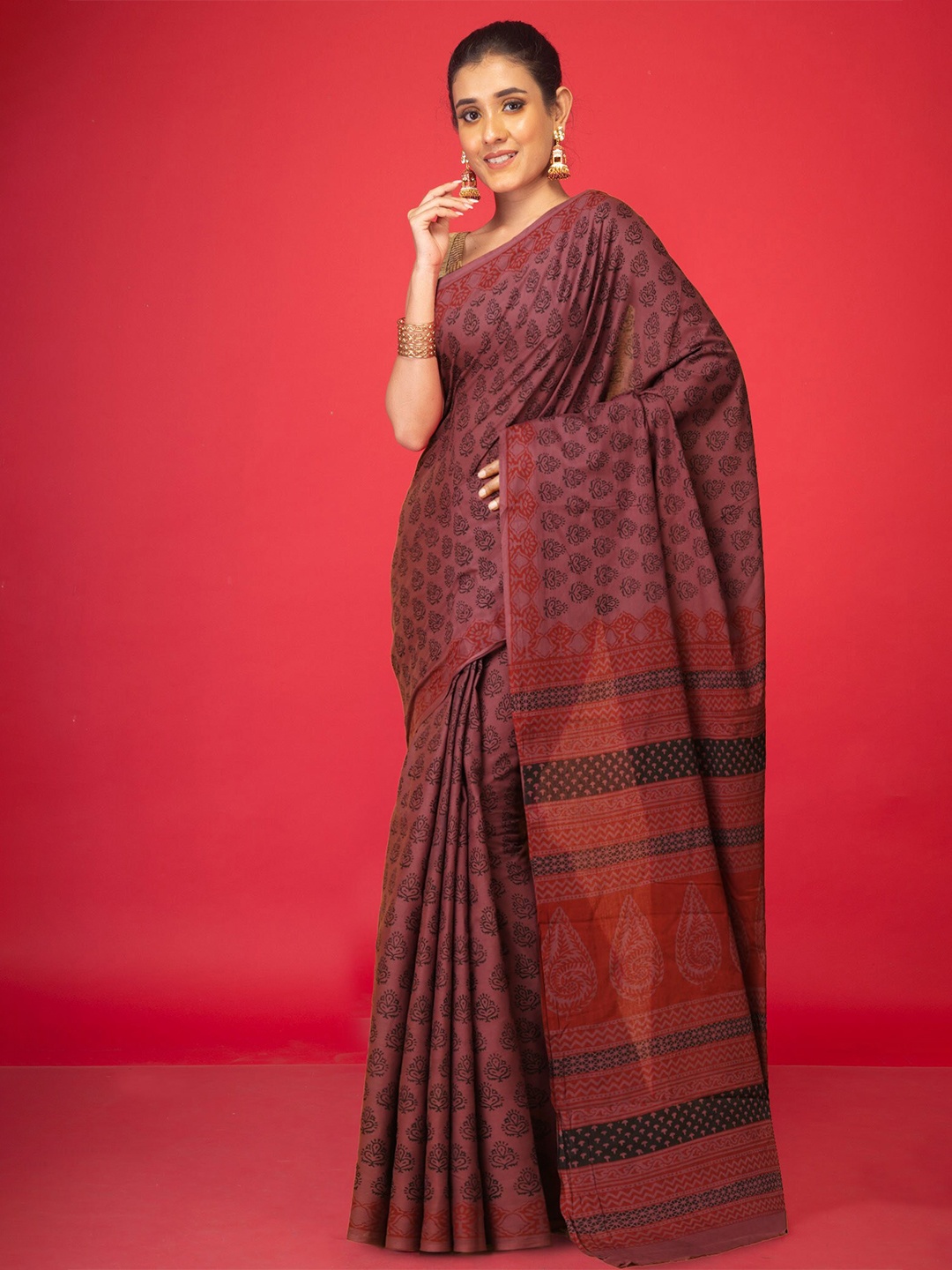 

Unnati Silks Bagh Handloom Bagh Saree, Brown