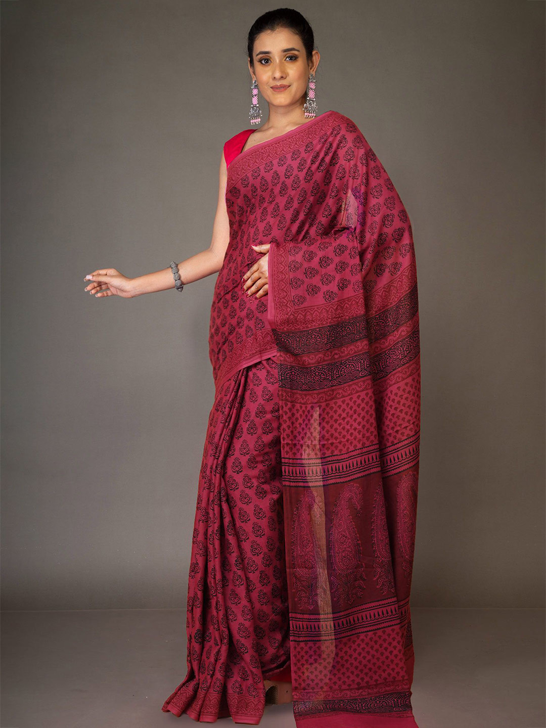 

Unnati Silks Handloom Bagh Saree, Red