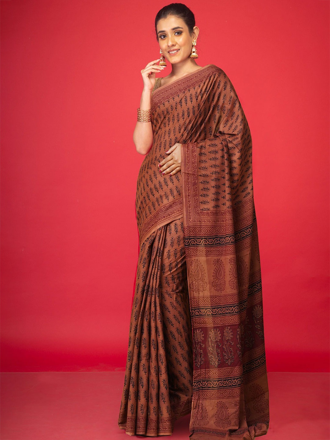 

Unnati Silks Handloom Bagh Saree, Brown