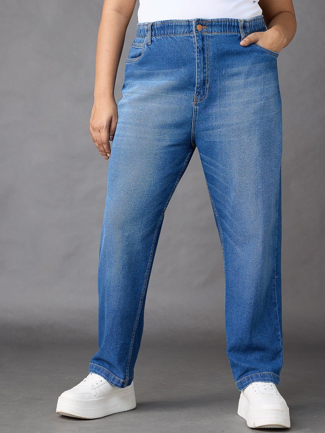 

FREAKINS Women High-Rise Light Fade Jeans, Blue