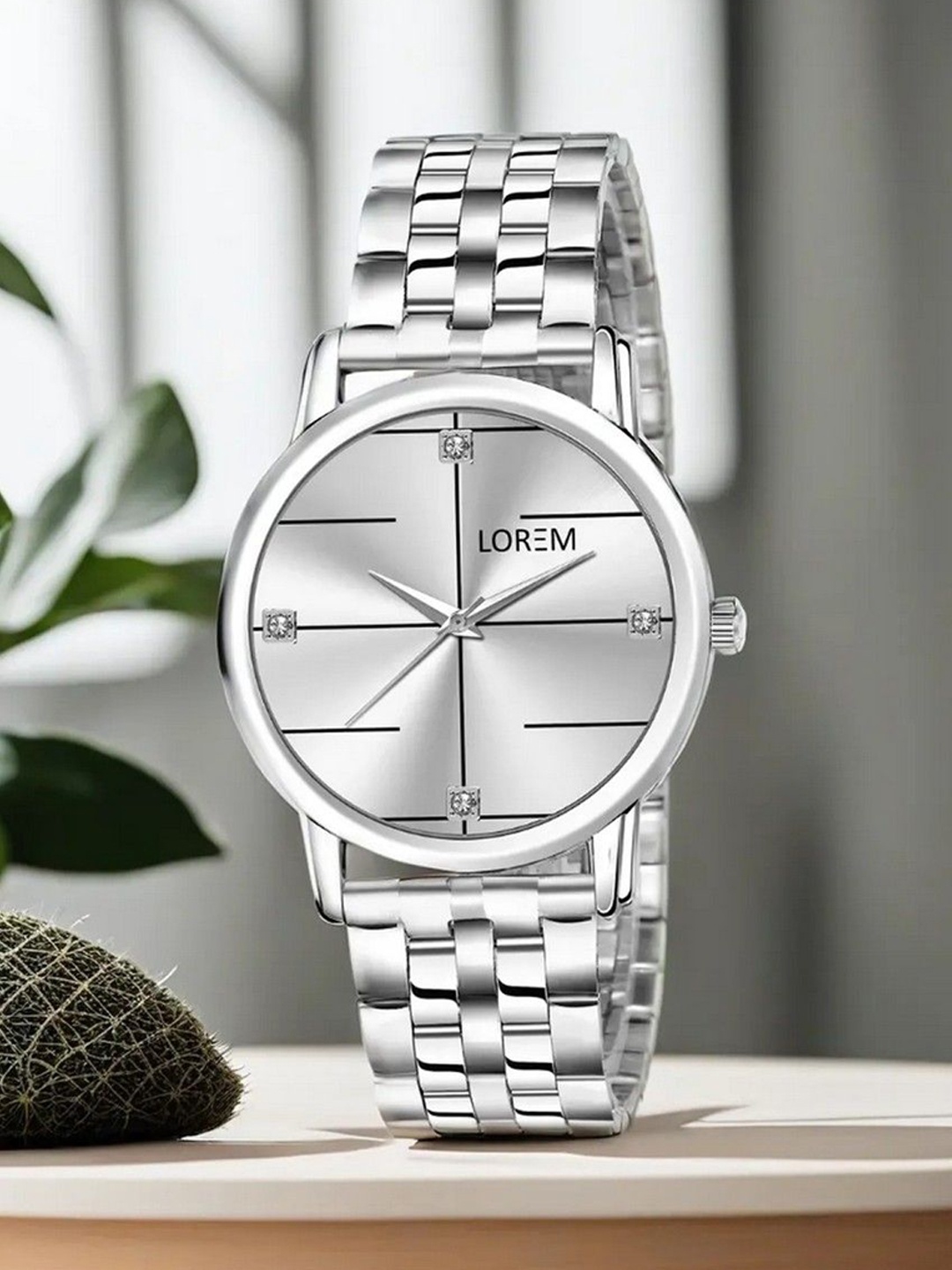 

LOREM Women Embellished Stainless Steel Bracelet Style Straps Analogue Watch LR321-B, White