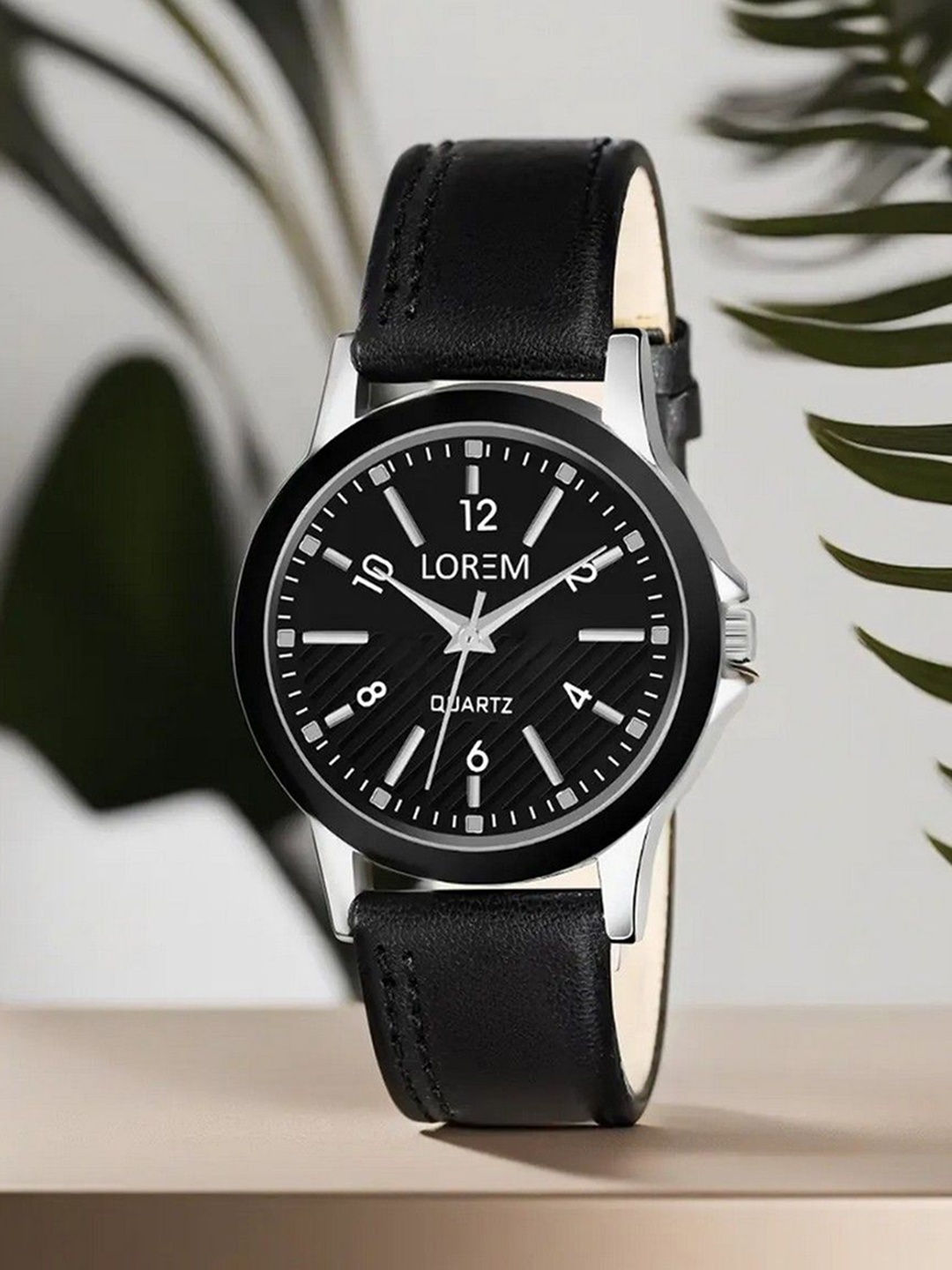 

LOREM Women Textured Dial & Leather Straps Analogue Watch LR340-B, Black