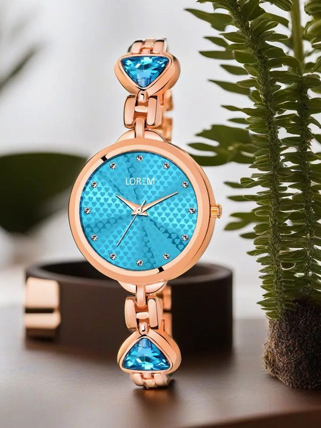 

LOREM Women Dial & Metal Bracelet Style Straps Analogue Watch LR281-A, Rose gold