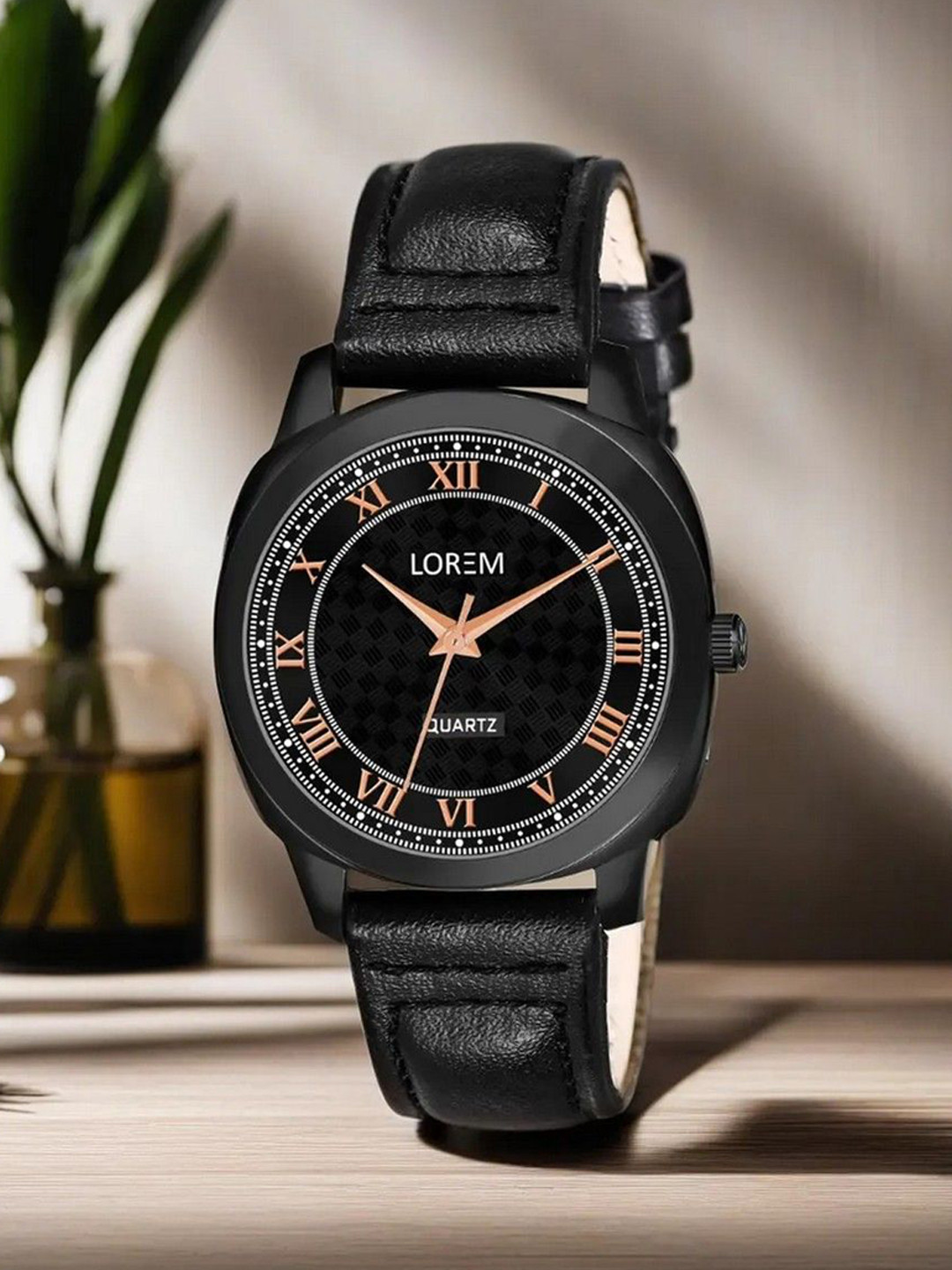 

LOREM Women Dial & Leather Straps Analogue Watch LR334-B, Black