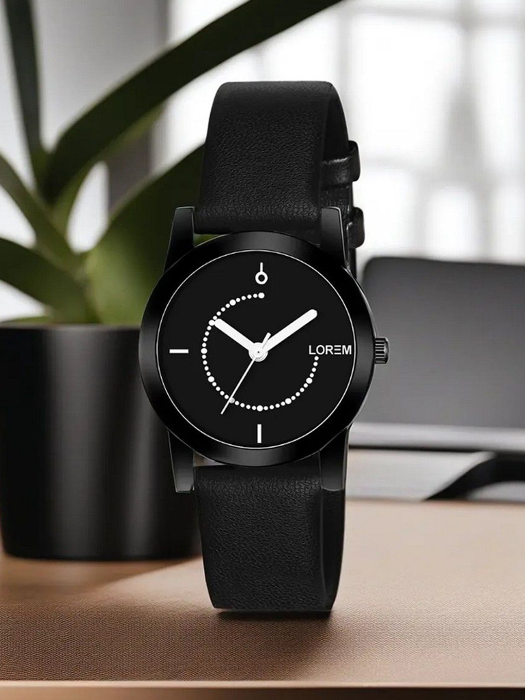 

LOREM Women Dial & Straps Analogue Watch LR253-A, Black