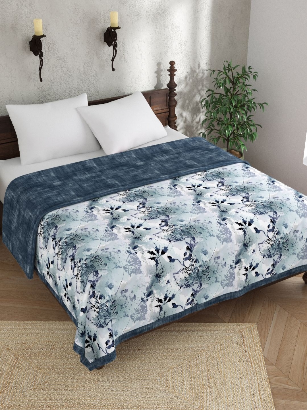 

EverHOME Blue & White Floral Cotton AC Room 150 GSM Double Bed Dohar