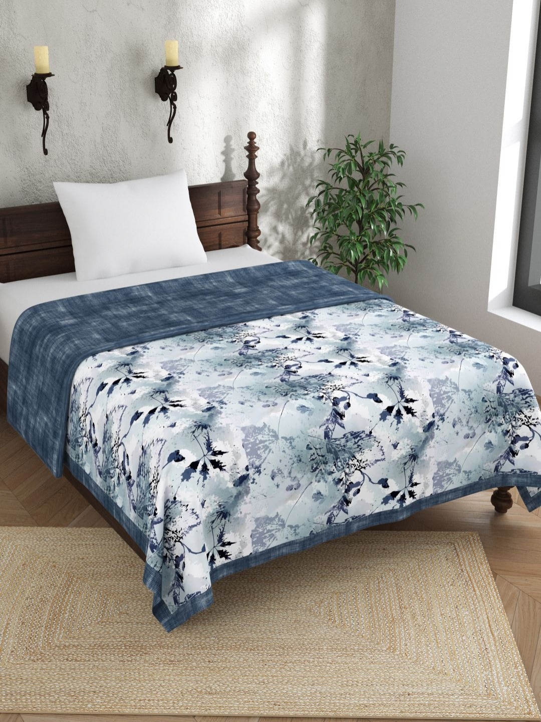 

EverHOME Blue & White Floral Cotton AC Room 150 GSM Single Bed Dohar