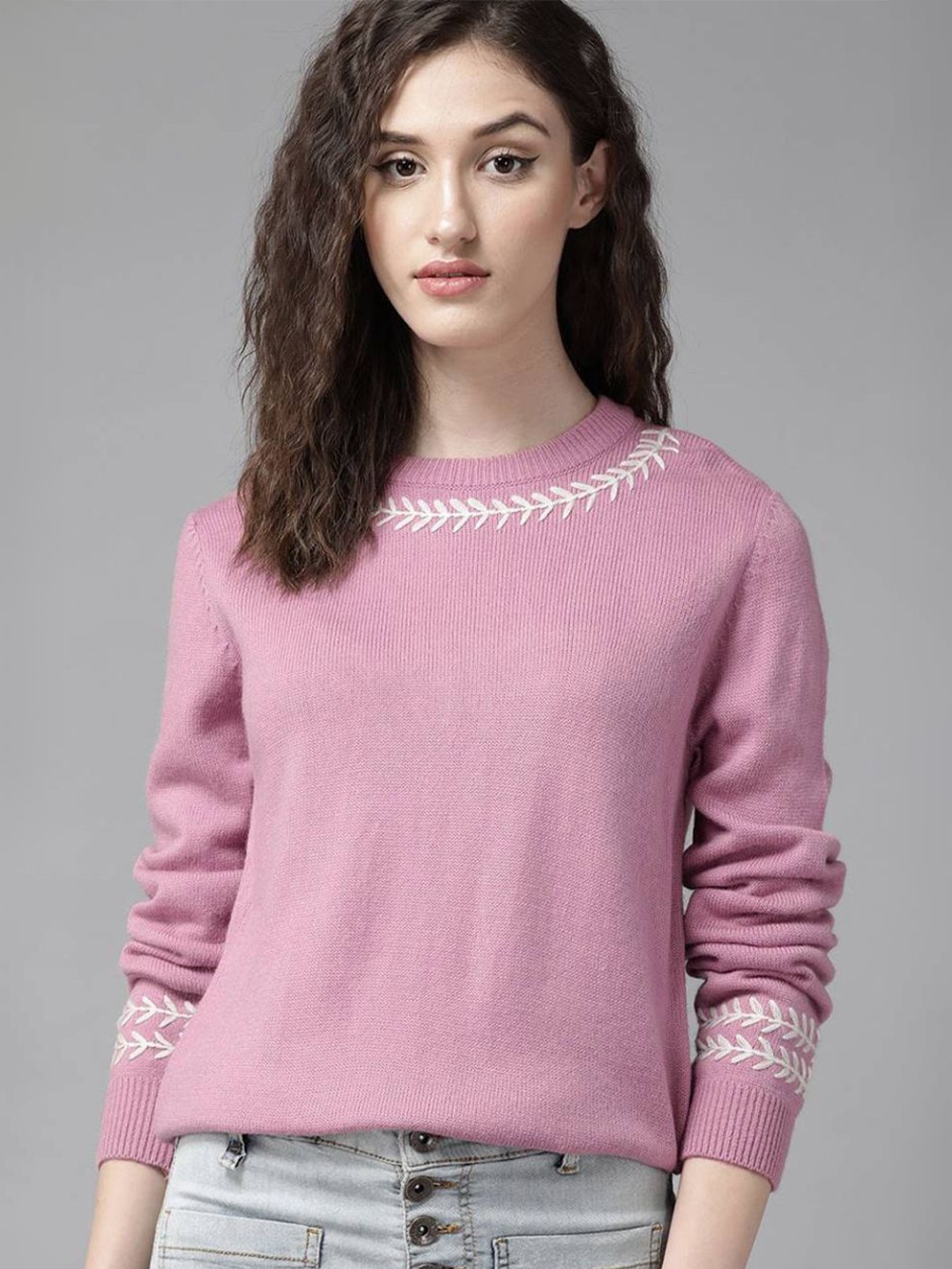 

The Roadster Lifestyle Co Round Neck Pullover, Pink