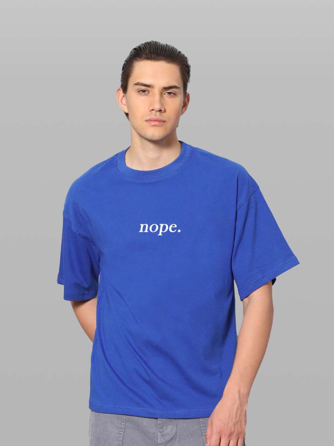

Besick Men Typography Printed Drop Shoulder Sleeves Oversized T-shirt, Blue