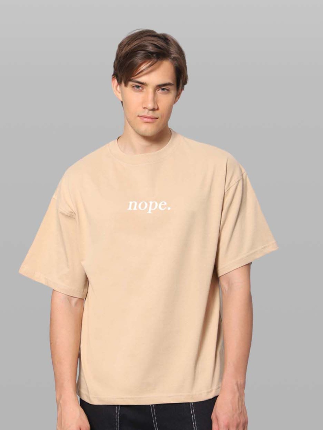 

Besick Men Typography Printed Drop Shoulder Sleeves Oversized T-shirt, Beige
