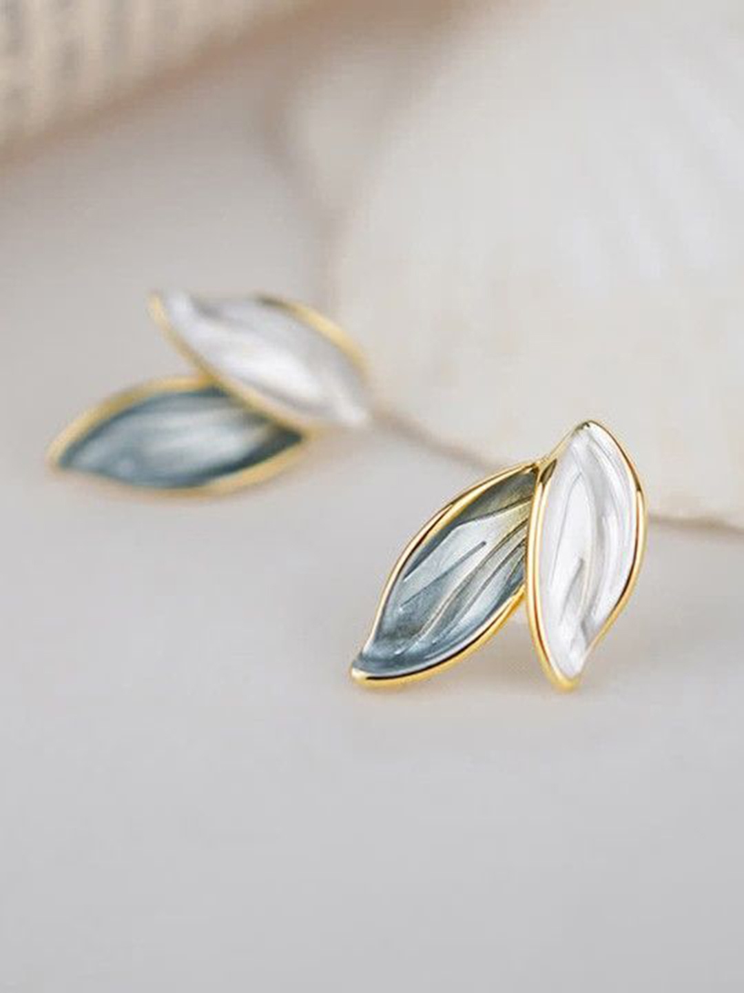 

Xivir Gold-Plated Leaf Shaped Studded Earrings, Blue