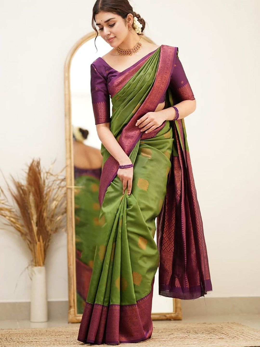 

Anjaneya Sarees Woven Design Zari Designer Banarasi Saree, Green