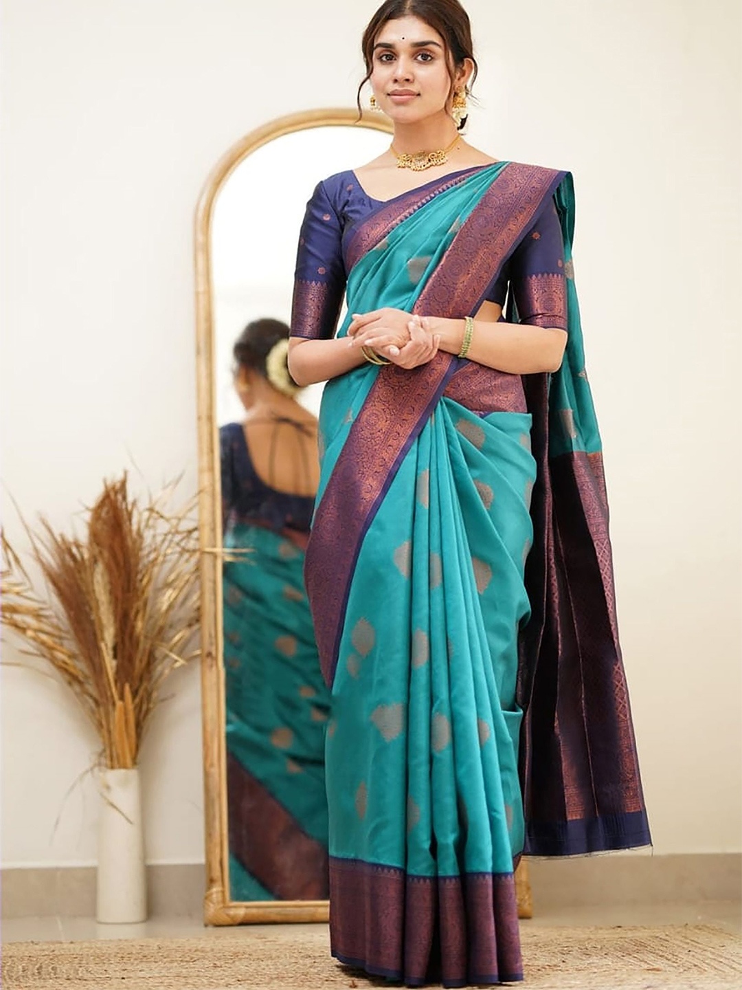 

Anjaneya Sarees Woven Design Zari Banarasi Saree, Blue