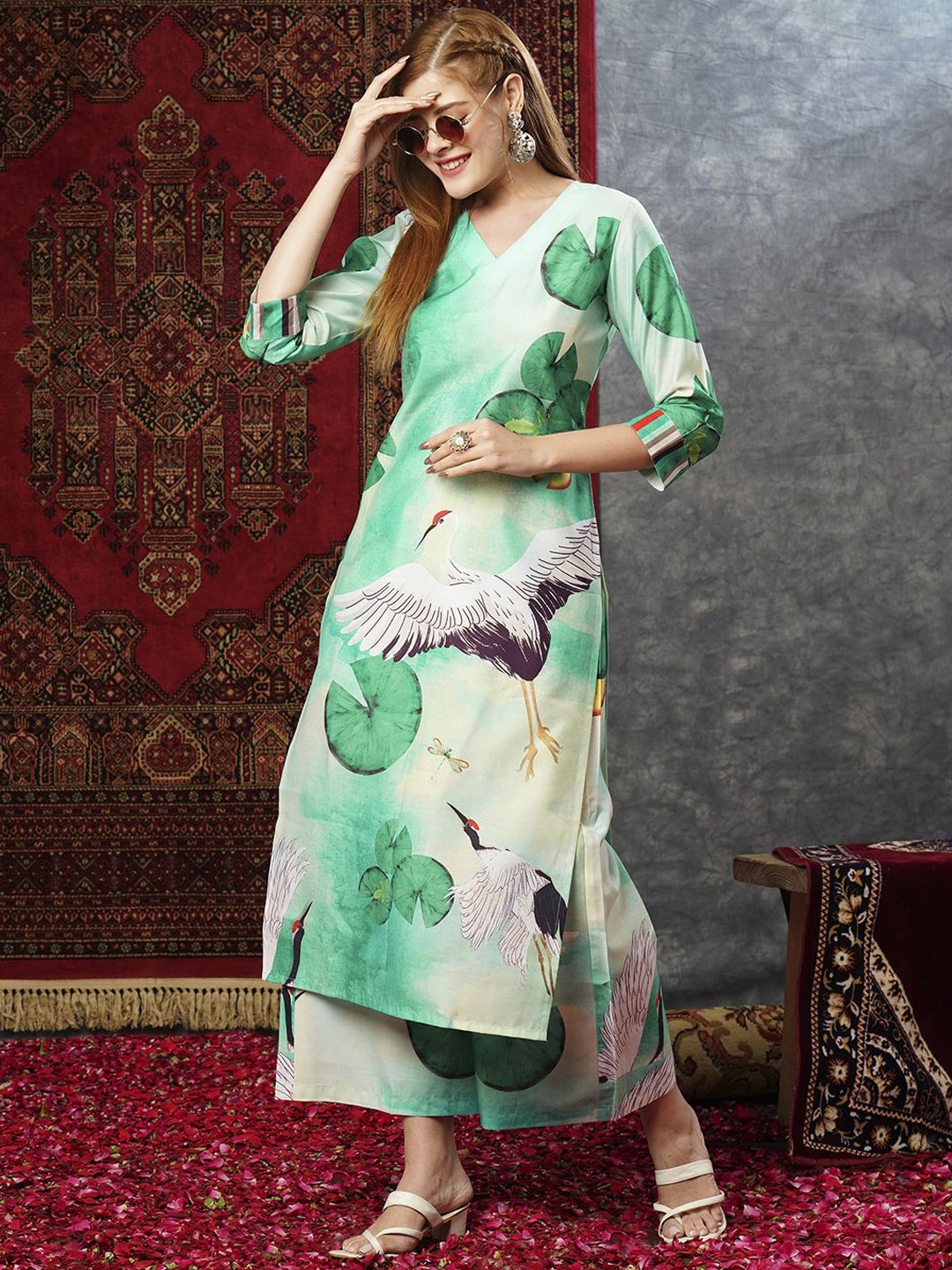 

Anni Designer Floral Printed V-Neck Straight Kurta With Palazzos, Sea green