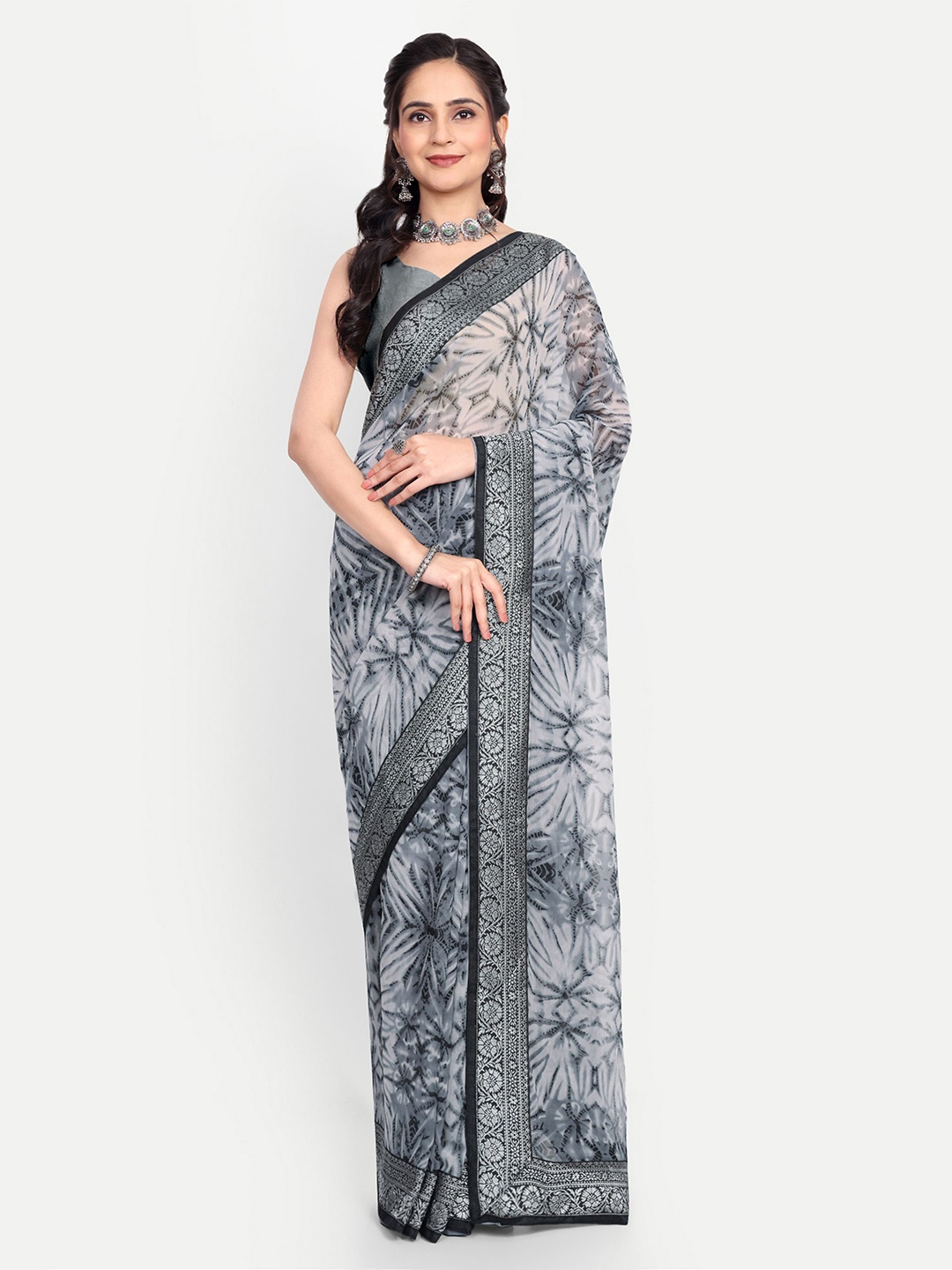 

The Textile Hub Zari Printed Saree, Grey