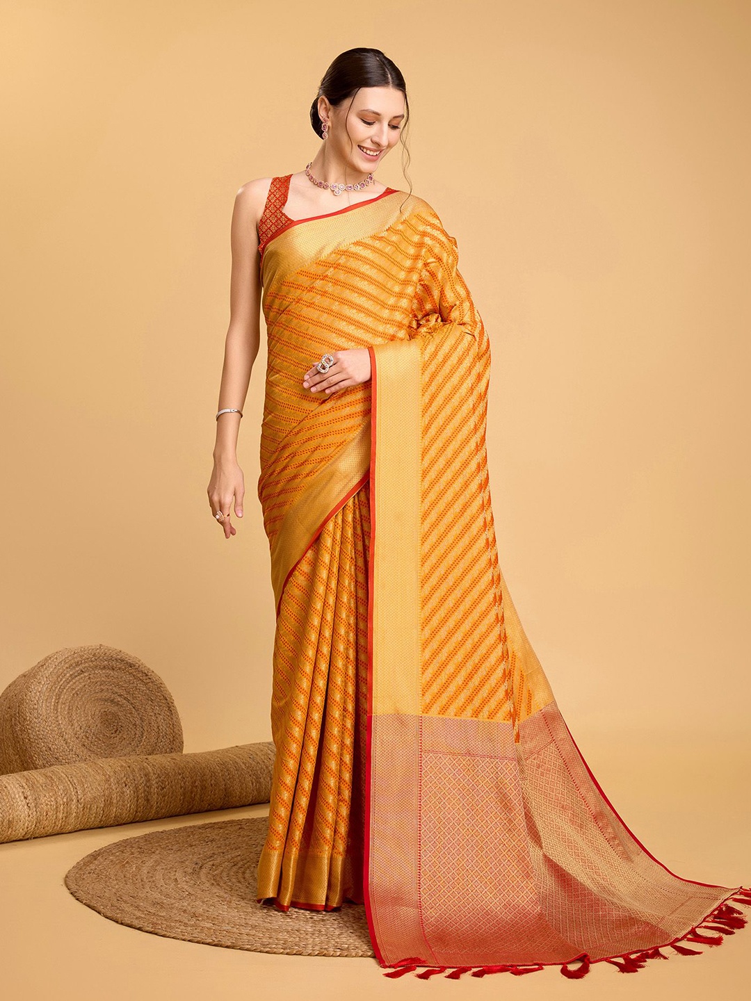 

HEER FASHION Zari Woven Design Patola Saree, Orange