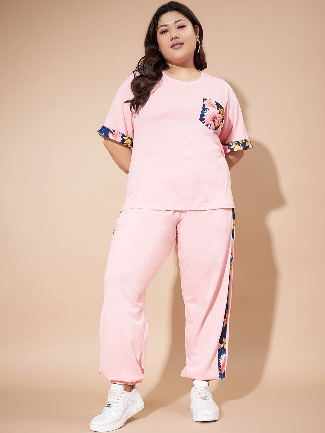 

AUSTIVO Plus Size Round Neck Short Sleeves T-Shirt With Joggers, Pink