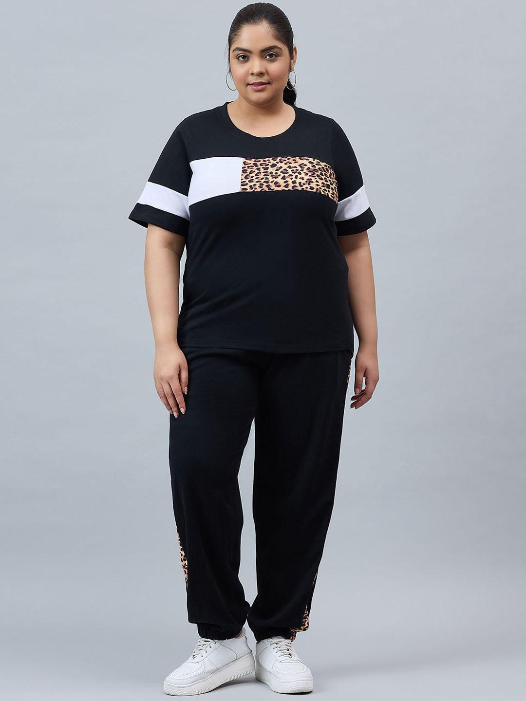 

AUSTIVO Plus Size Printed Round Neck Short Sleeves T-Shirt With Joggers, Black