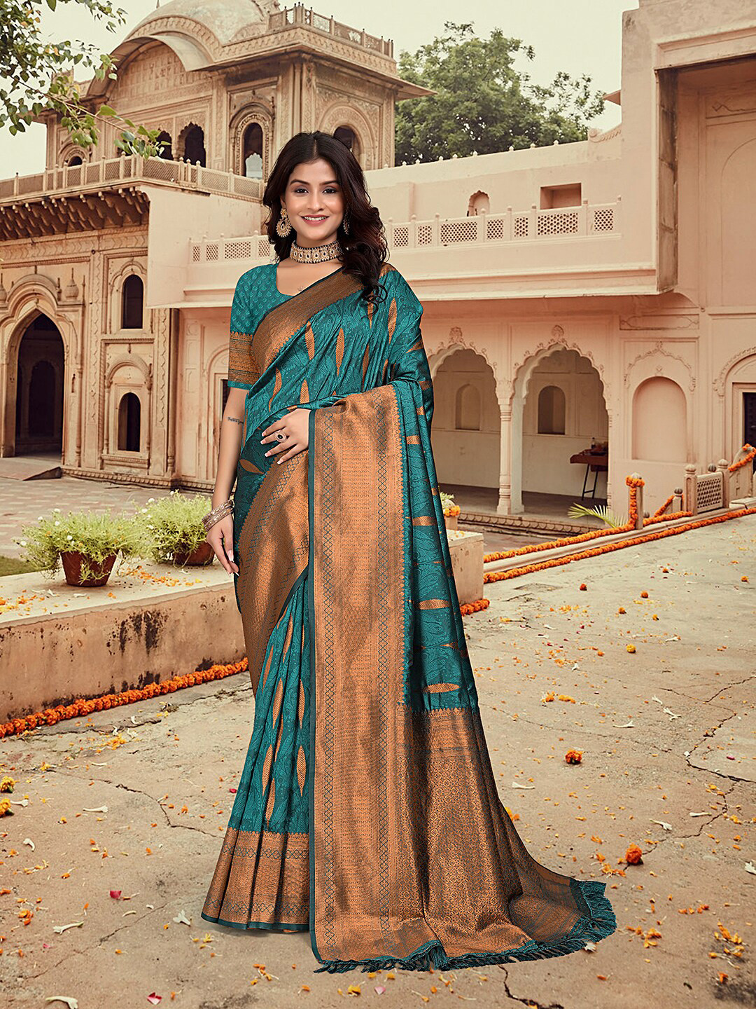 

Pionex Woven Design Zari Pure Silk Banarasi Saree, Blue