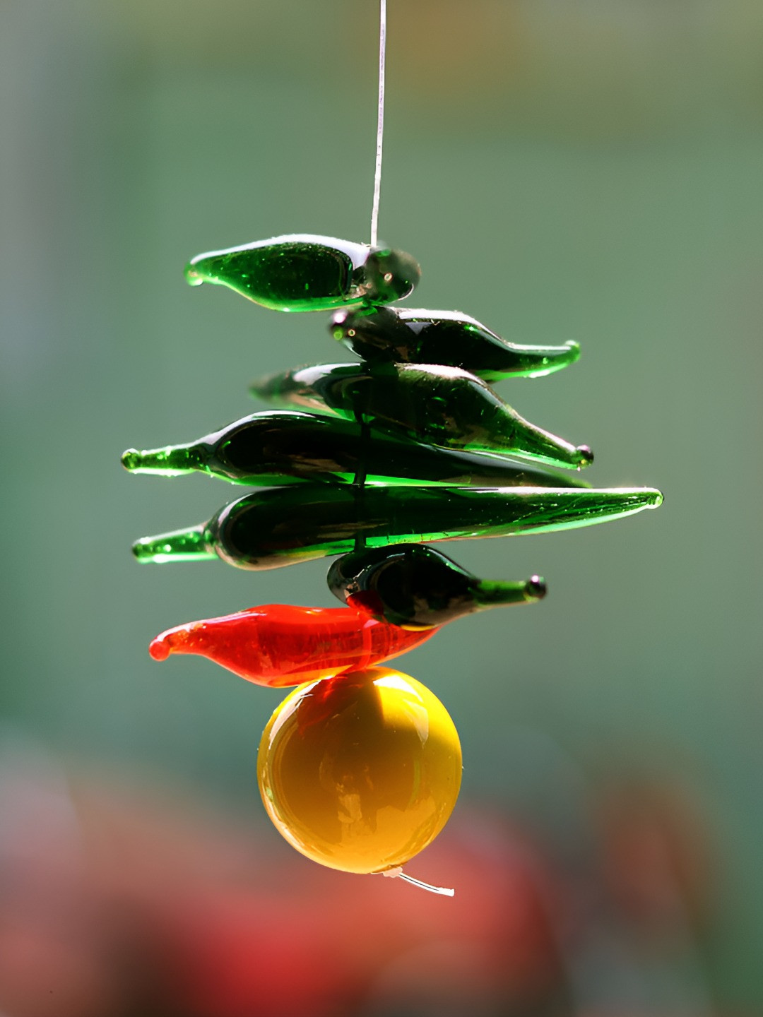 

NMII Green & Yellow Glass Religious Idol Showpiece